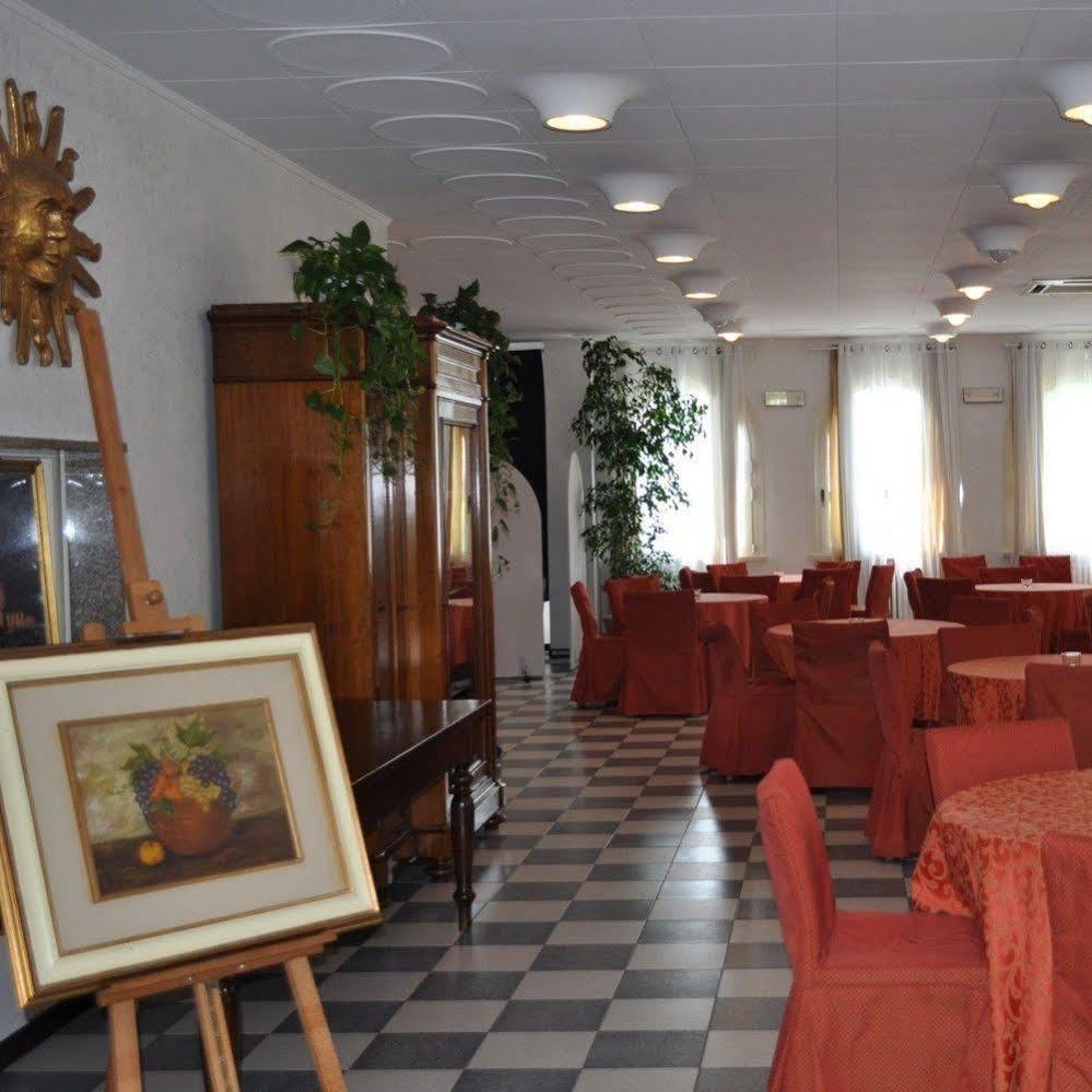Hotel Oceano Peschiera del Garda Eksteriør billede